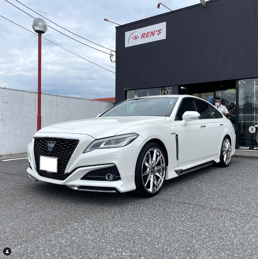 220クラウン ラストラーダLF-SPORT2 限定カラー SMC | カーショップ 