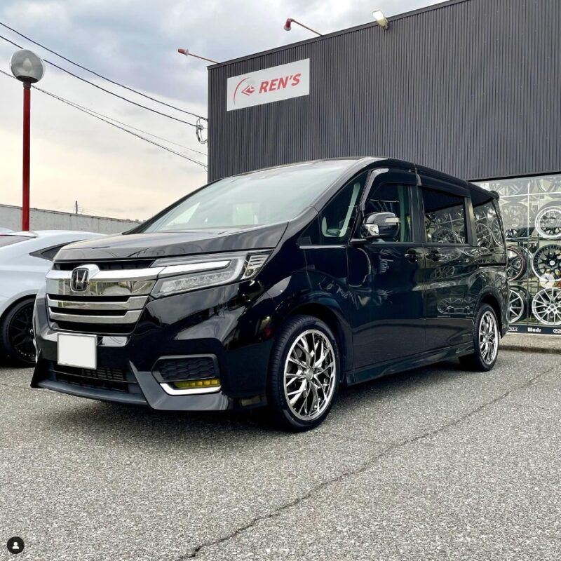 ホンダ ステップワゴン WEDS レオニスMV | カーショップレンズは長浜市 