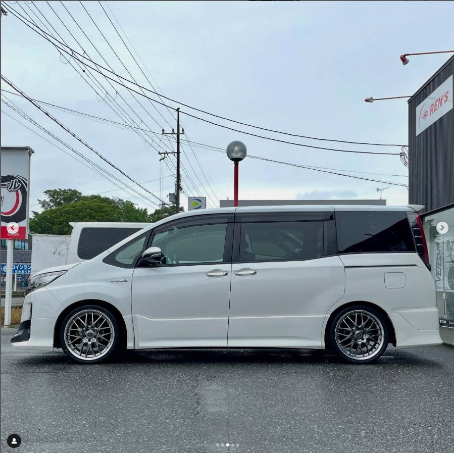 トヨタ ノア WEDS マーベリック709M | カーショップレンズは長浜市の 