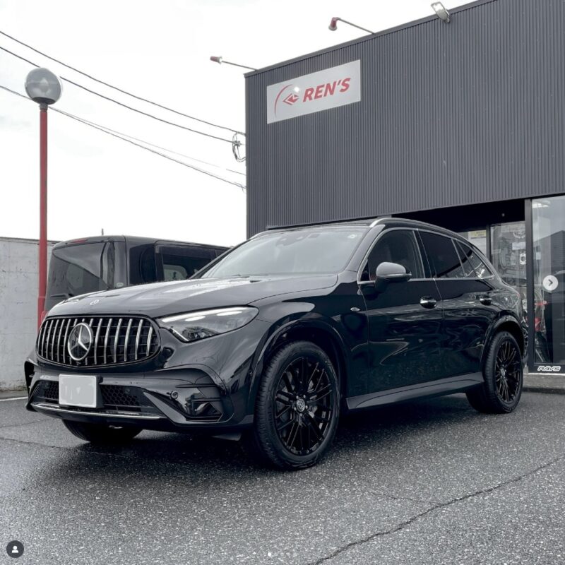 メルセデスベンツ GLC350e  ロルフ ハルトゲ のX10EVO