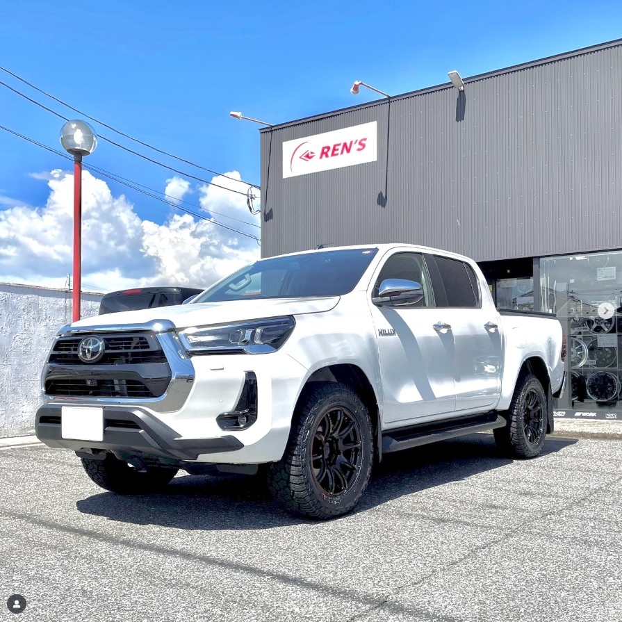 トヨタ ハイラックス RAYS グラムライツ57トランスX | カー