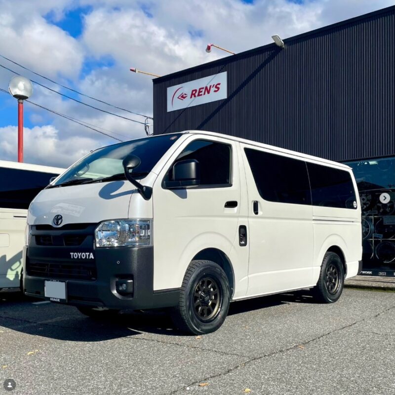 トヨタ ハイエース × マッドクロス レンジャー