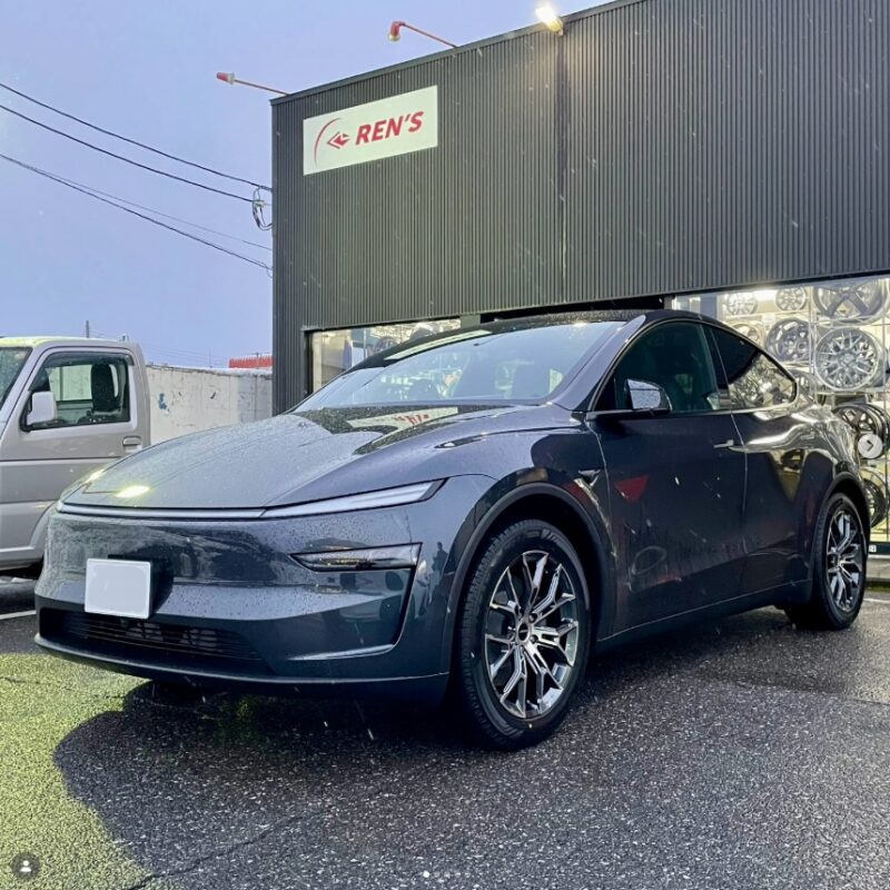 テスラ モデルY　×　AME(共豊コーポレーション) ガレルナ フィヌラ