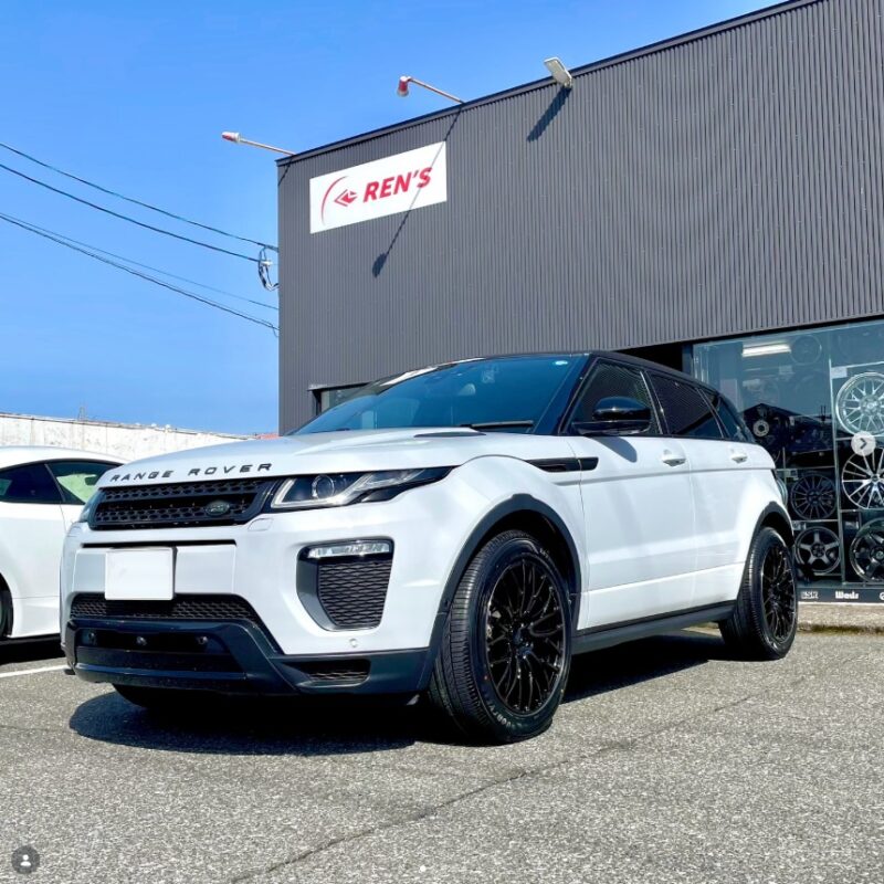 ランドローバー レンジローバー イヴォーク　×　RAYS ホムラ 2×10BD BLACK CLEAR EDITION