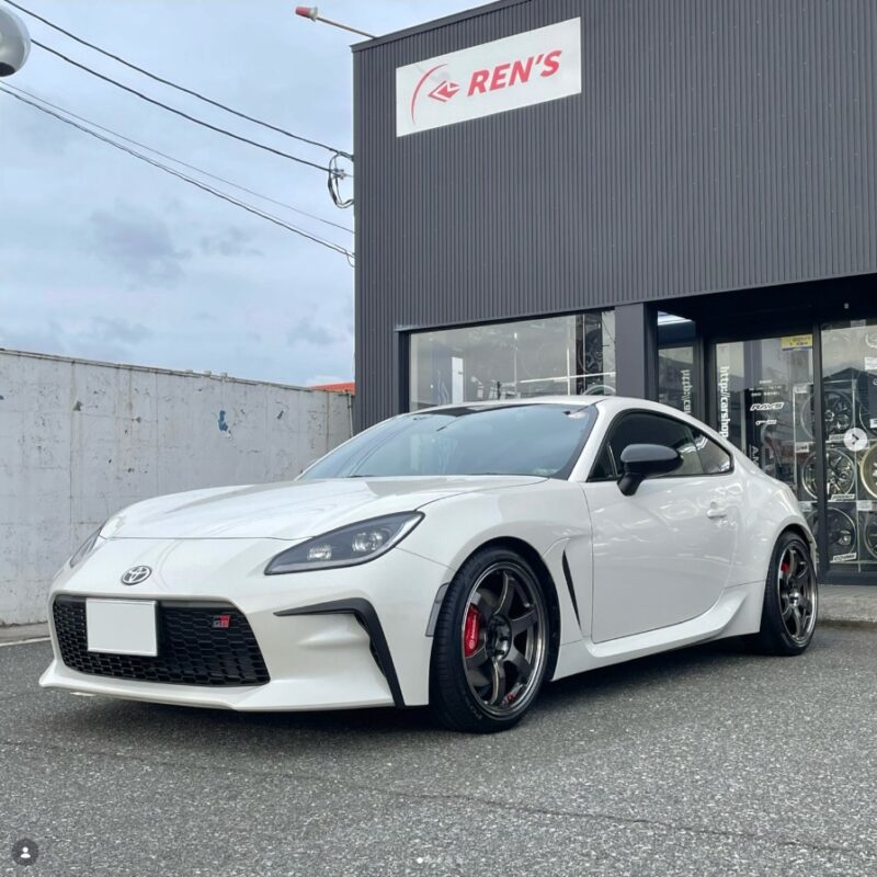 トヨタ GR86  ×  RAYS ボルクレーシングTE37 SAGA SL