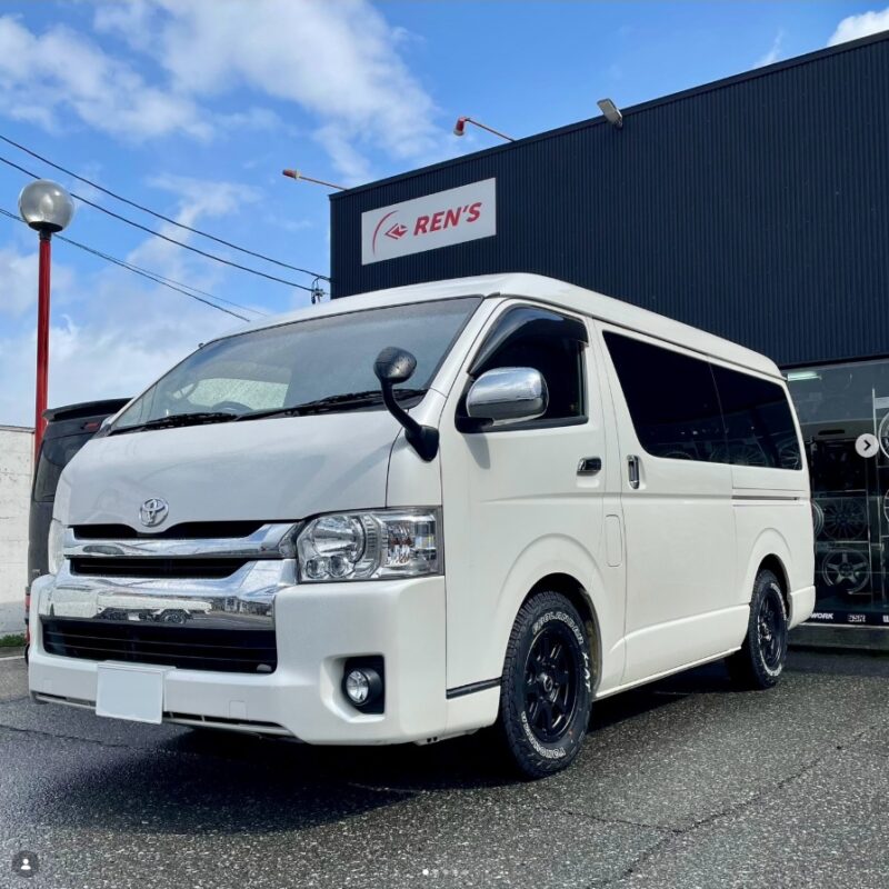 トヨタ ハイエース × WF-8 バレルブラックエディション