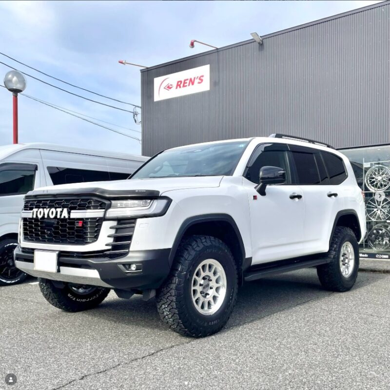 ランドクルーザー300 × メソッドホイール703