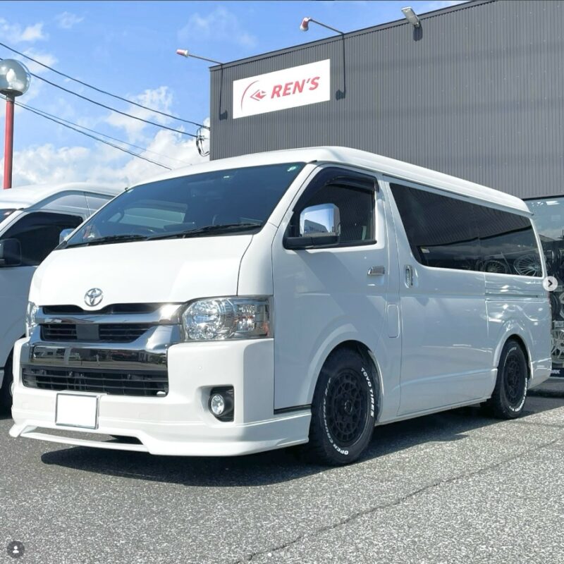 ハイエース × WEDS マッドヴァンスX type M